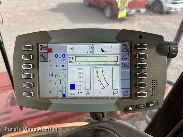 image for item DQ1569 2014 Massey Ferguson  WR9770 swather / windrower