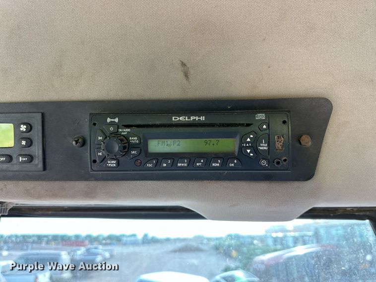 image for item DQ1569 2014 Massey Ferguson  WR9770 swather / windrower