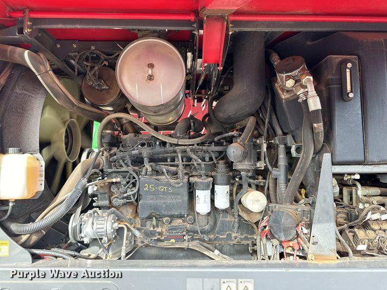 image for item DQ1569 2014 Massey Ferguson  WR9770 swather / windrower