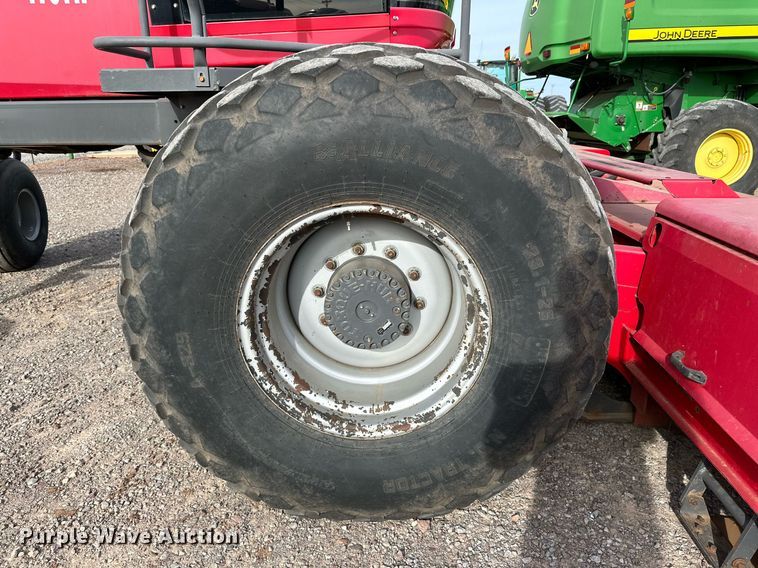 image for item DQ1569 2014 Massey Ferguson  WR9770 swather / windrower