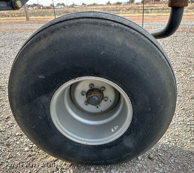 image for item DQ1569 2014 Massey Ferguson  WR9770 swather / windrower