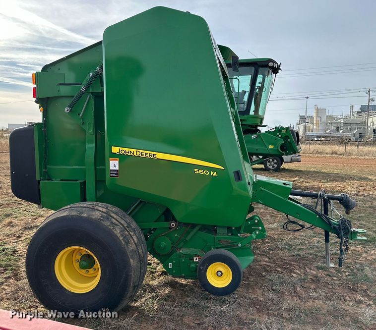 image for item DQ1570 2020 John Deere 560M round baler