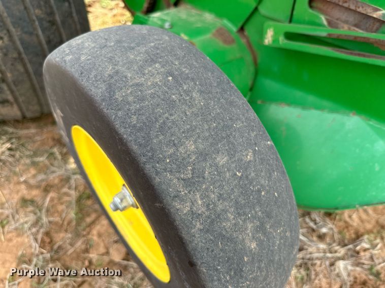 image for item DQ1570 2020 John Deere 560M round baler