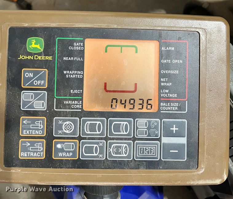 image for item DQ1570 2020 John Deere 560M round baler