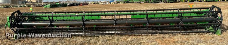 image for item DQ1571 2006 John Deere 630F flex head