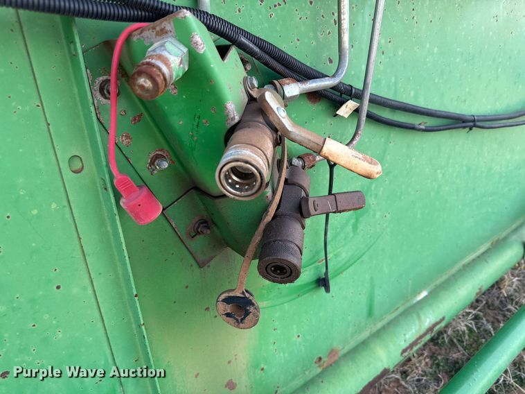 image for item DQ1572 John Deere 930 rigid head