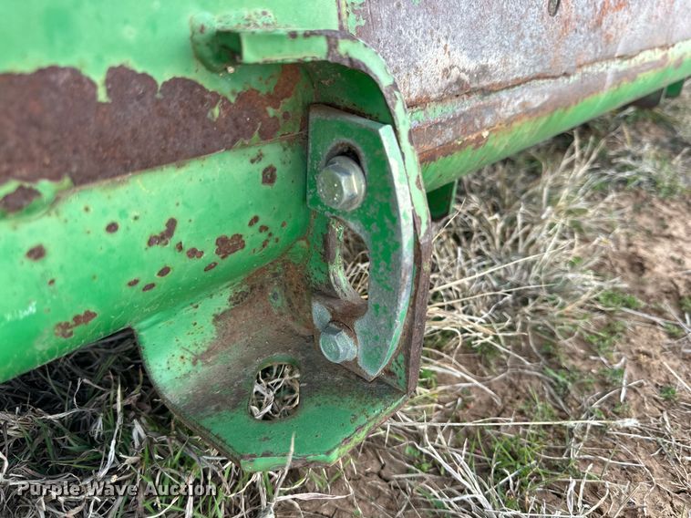 image for item DQ1572 John Deere 930 rigid head