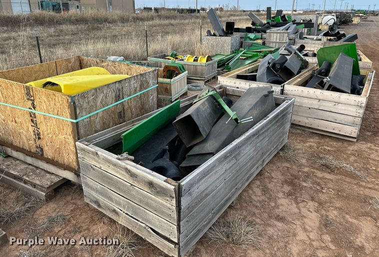 image for item DQ1576 John Deere CP690 cotton picker parts