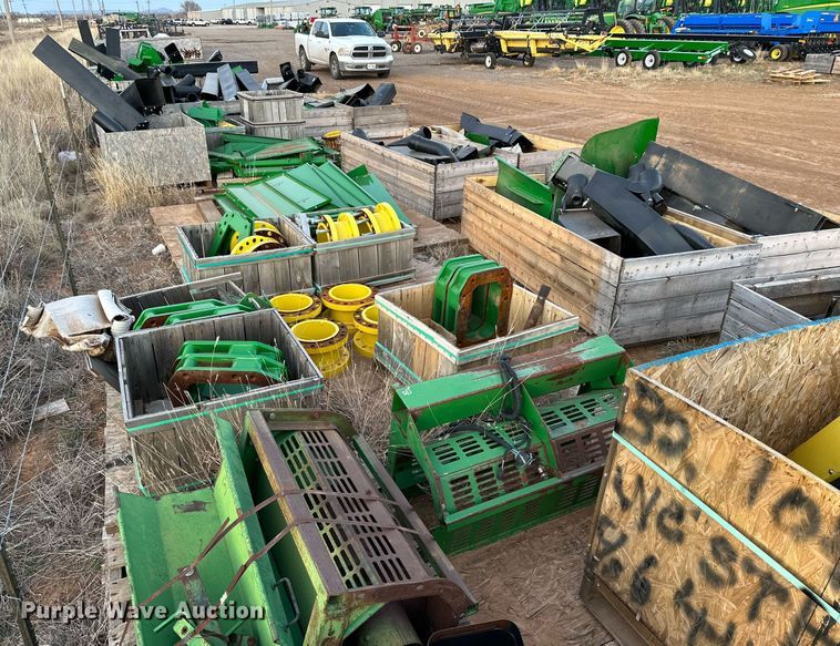 image for item DQ1576 John Deere CP690 cotton picker parts