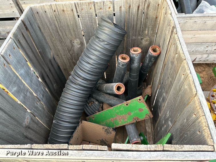 image for item DQ1576 John Deere CP690 cotton picker parts