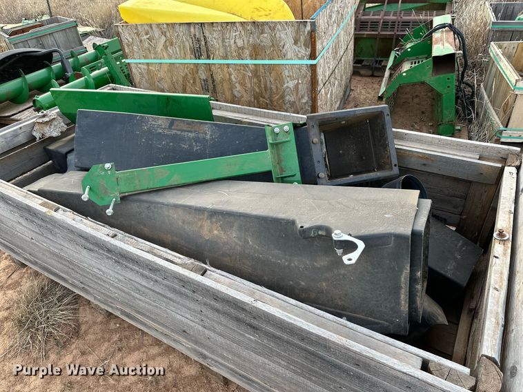 image for item DQ1576 John Deere CP690 cotton picker parts