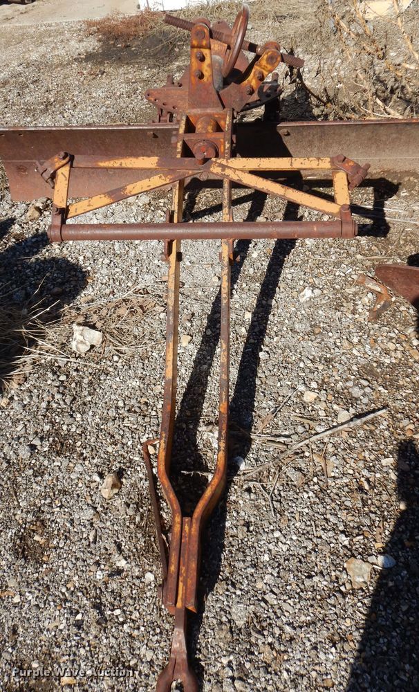 image for item DR5903 1950 Allis-Chalmers WD  tractor