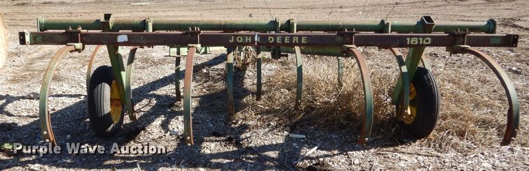 image for item DR5904 John Deere E1610  chisel