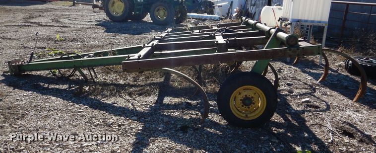 image for item DR5904 John Deere E1610  chisel