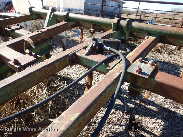 image for item DR5904 John Deere E1610  chisel