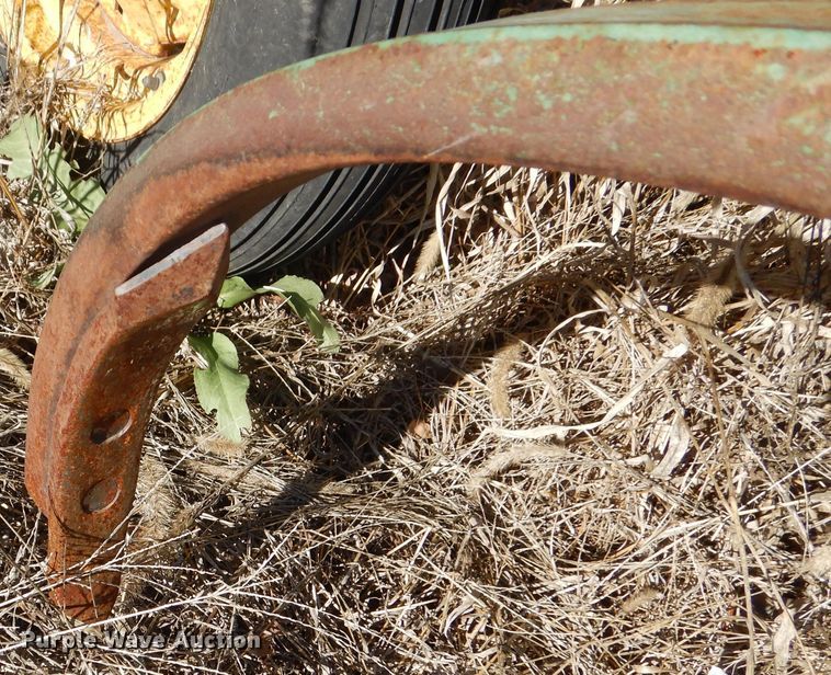 image for item DR5904 John Deere E1610  chisel