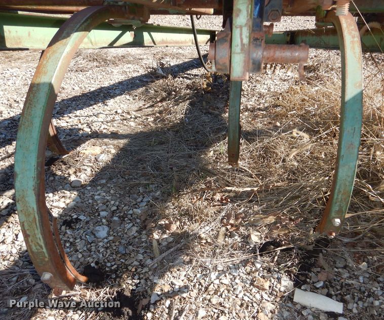 image for item DR5904 John Deere E1610  chisel