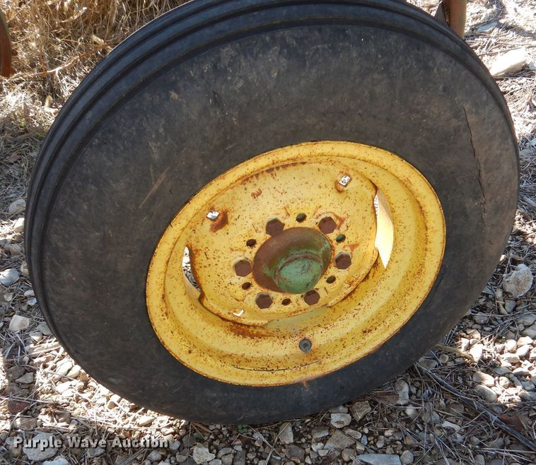 image for item DR5904 John Deere E1610  chisel