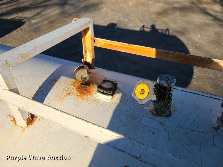 image for item DR7822 NH3 tank