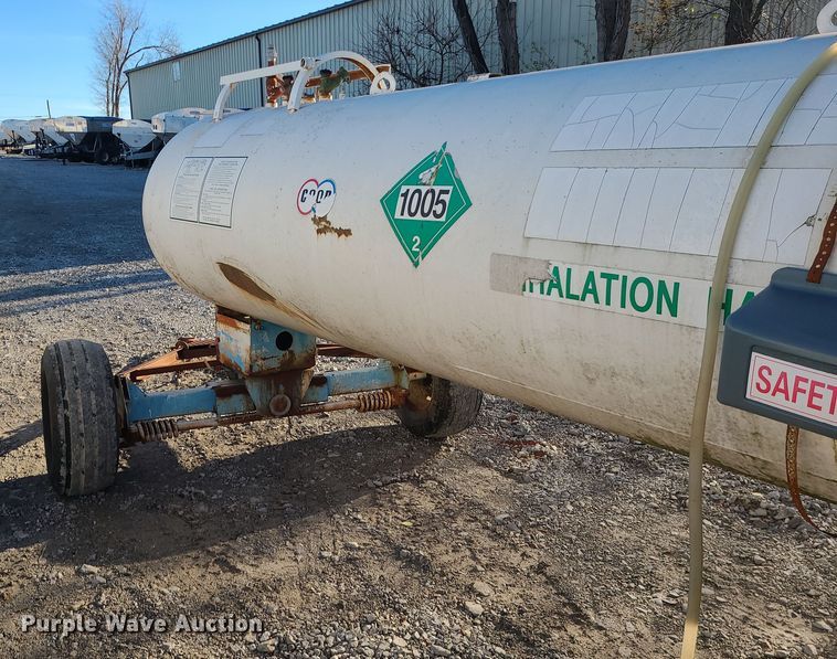 image for item DR7823 Farmland Industries  NH3 tank