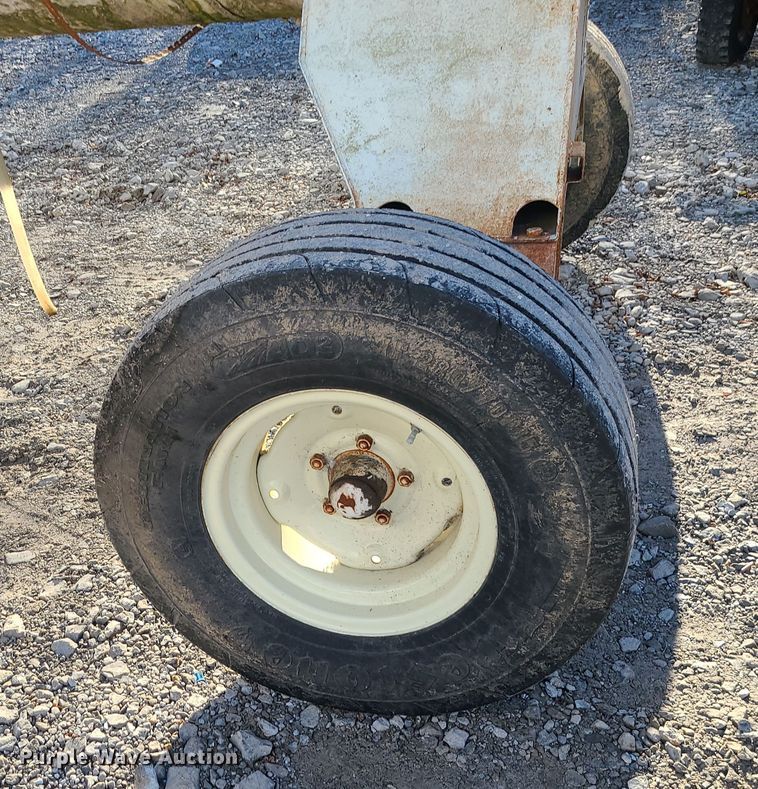 image for item DR7823 Farmland Industries  NH3 tank