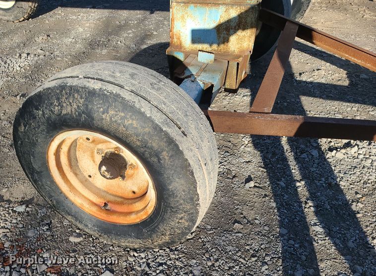 image for item DR7823 Farmland Industries  NH3 tank