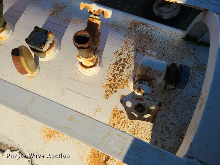 image for item DR7824 NH3 tank