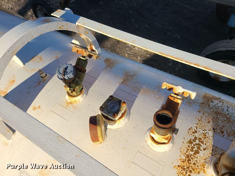 image for item DR7824 NH3 tank