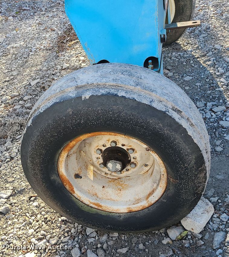 image for item DR7824 NH3 tank