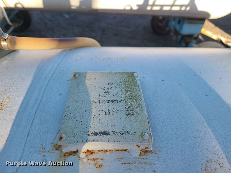 image for item DR7824 NH3 tank