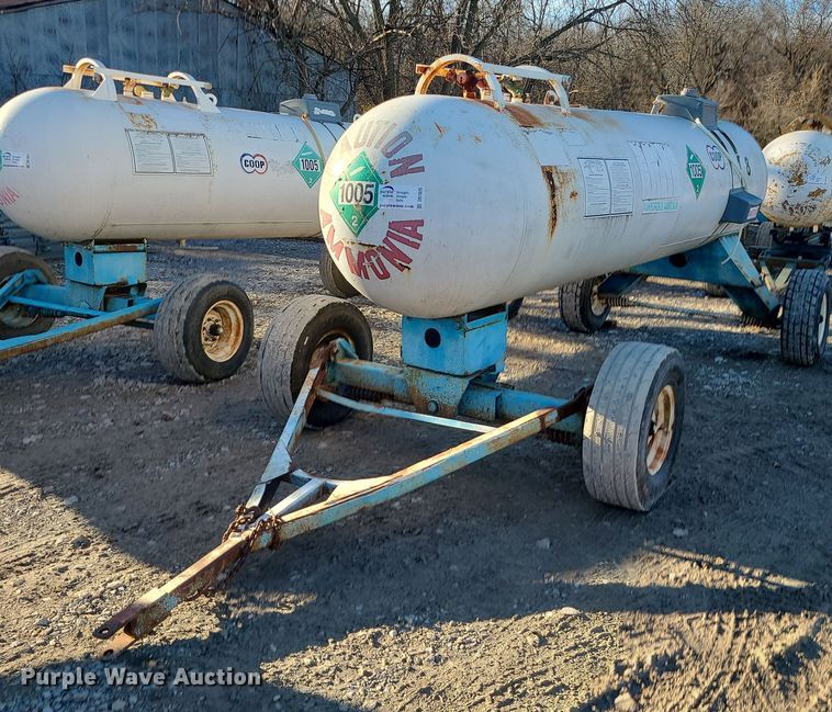 image for item DR7825 Farmland Industries  NH3 tank