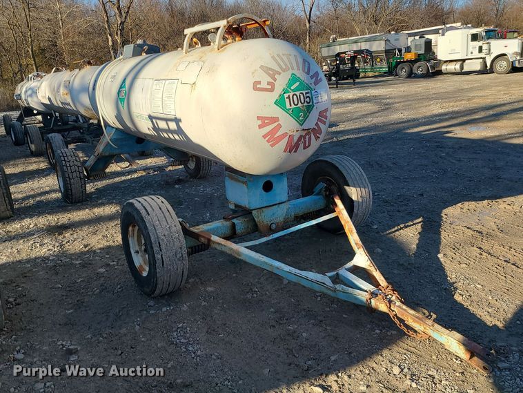 image for item DR7825 Farmland Industries  NH3 tank