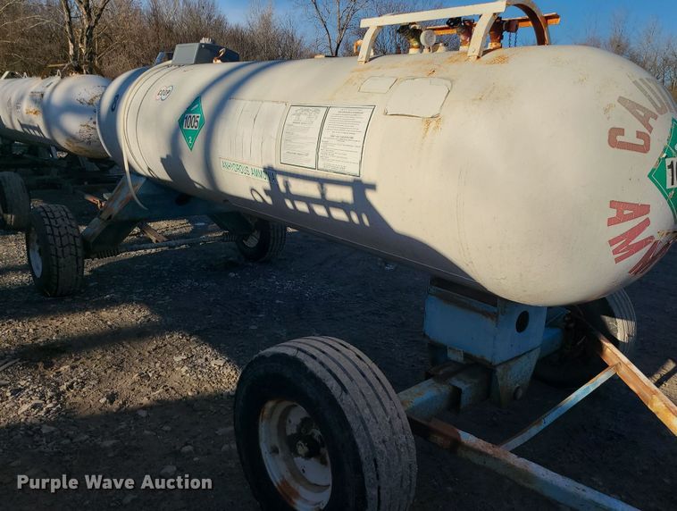 image for item DR7825 Farmland Industries  NH3 tank