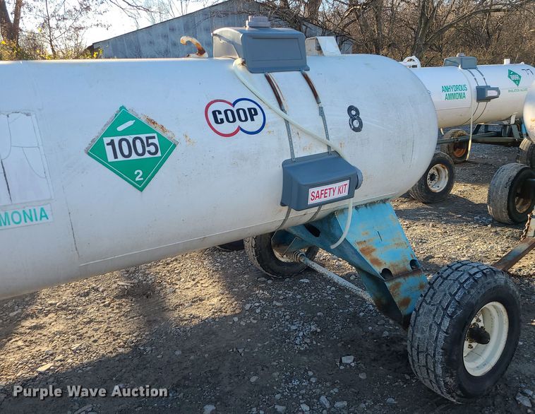 image for item DR7825 Farmland Industries  NH3 tank