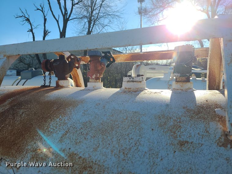 image for item DR7825 Farmland Industries  NH3 tank