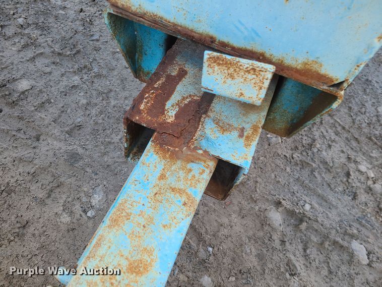 image for item DR7825 Farmland Industries  NH3 tank