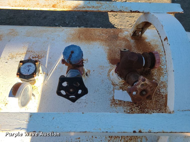 image for item DR7825 Farmland Industries  NH3 tank