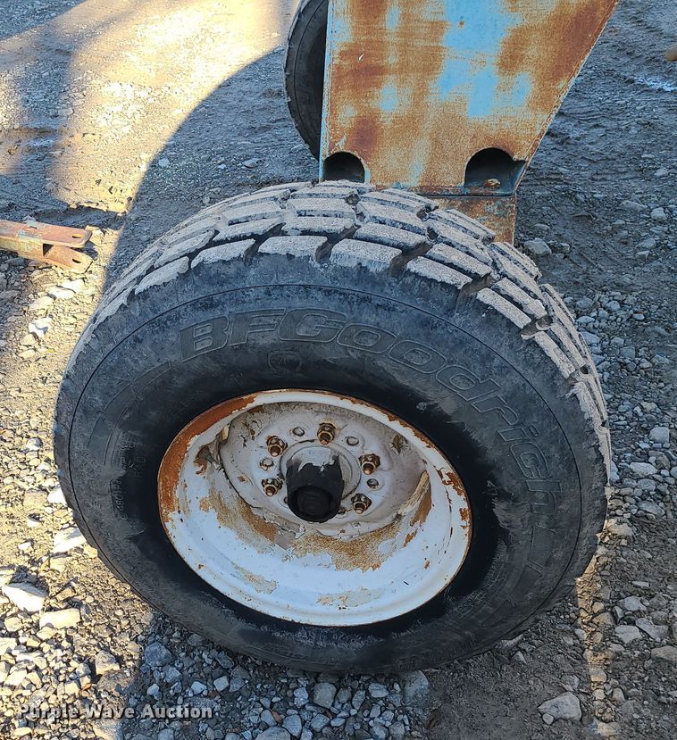 image for item DR7825 Farmland Industries  NH3 tank