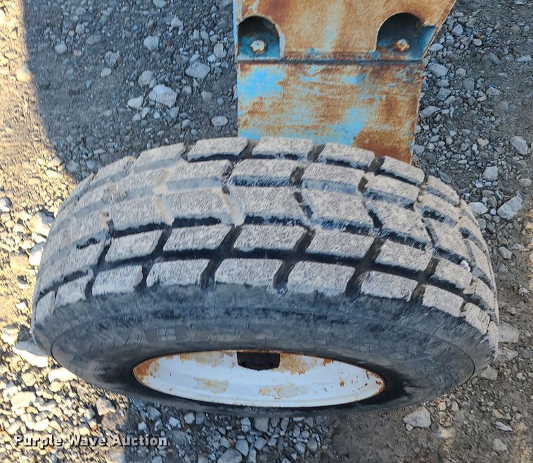 image for item DR7825 Farmland Industries  NH3 tank