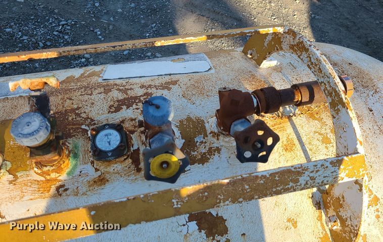 image for item DR7826 American Welding & Tank Co.  NH3 tank