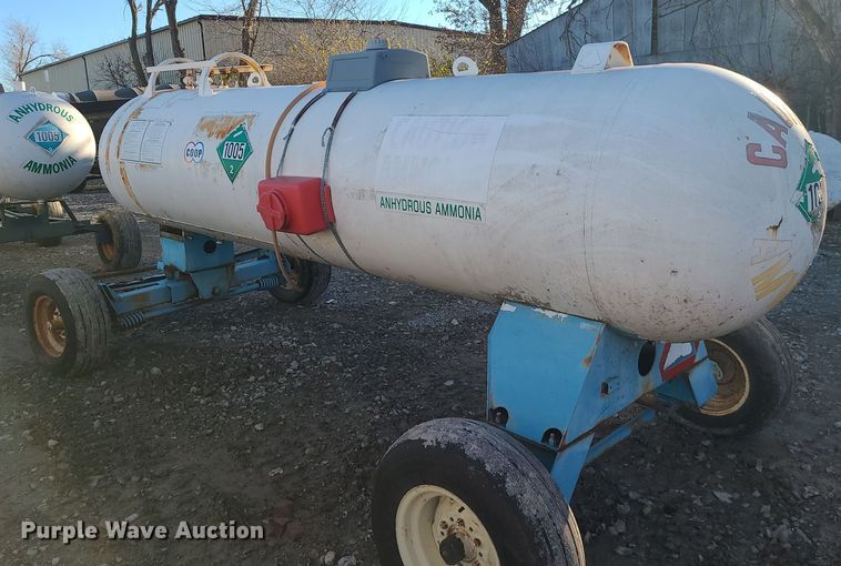 image for item DR7828 NH3 tank