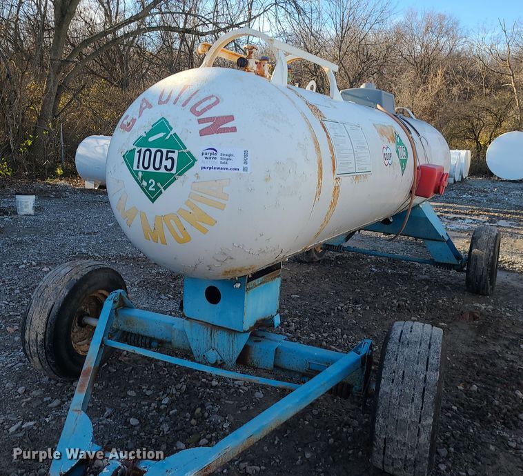 image for item DR7828 NH3 tank