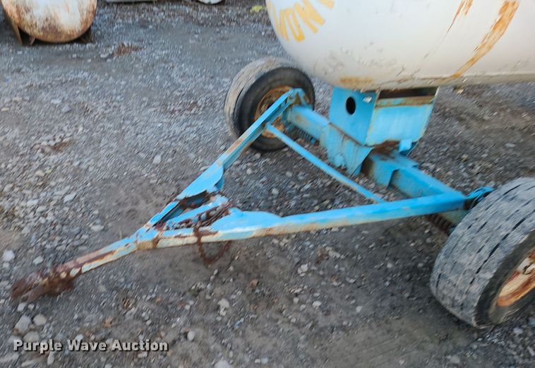 image for item DR7828 NH3 tank