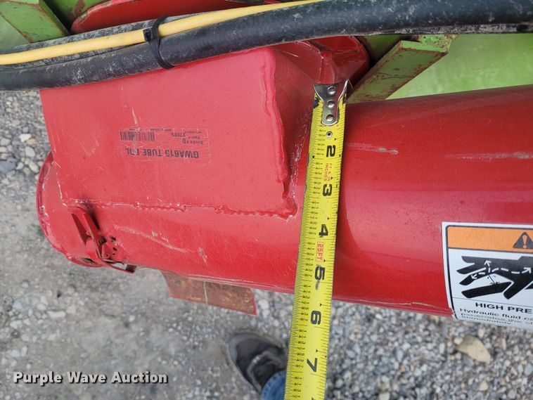 image for item EB9809 Parker 2600  gravity wagon