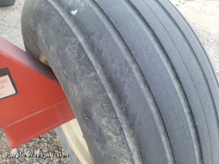 image for item EB9809 Parker 2600  gravity wagon