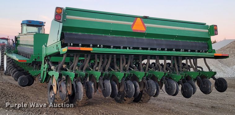 image for item EB9813 Great Plains 3S-4000HD  grain drill