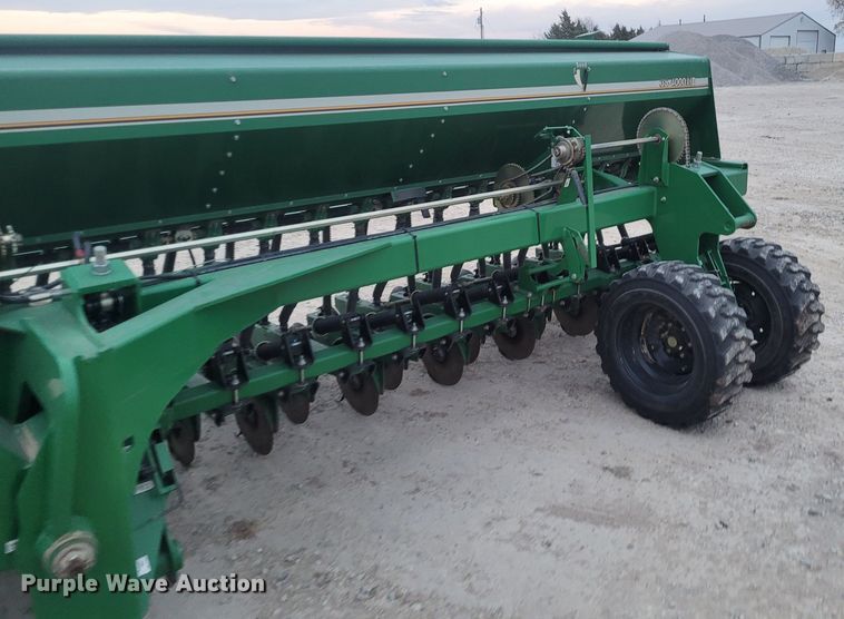 image for item EB9813 Great Plains 3S-4000HD  grain drill