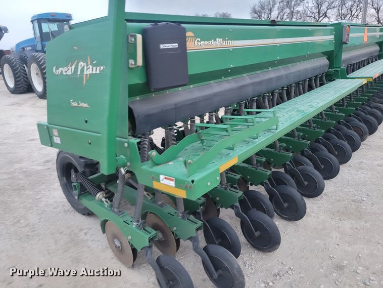 image for item EB9813 Great Plains 3S-4000HD  grain drill