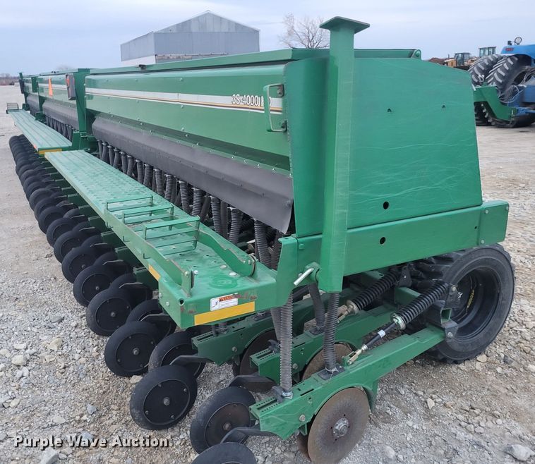 image for item EB9813 Great Plains 3S-4000HD  grain drill