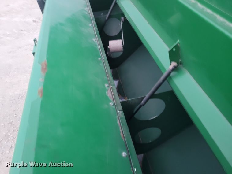 image for item EB9813 Great Plains 3S-4000HD  grain drill